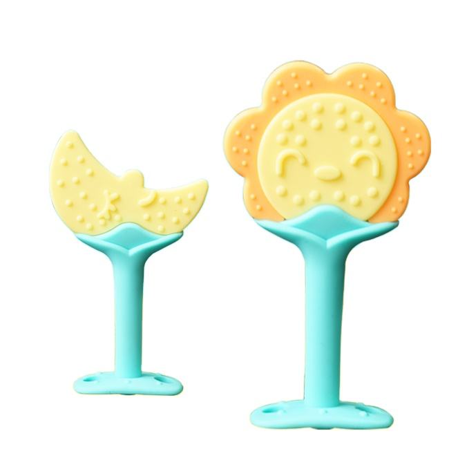 Unisex Hands-Free BPA-Free Baby Silicone Fruit Shaped Teether Easy-to-Hold Soft Toy in Strawberry Design
